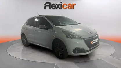 Usado Peugeot 208 Access 82 CV (60 kW) 2017 Utilitario
