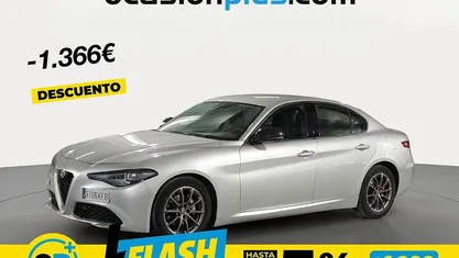 Usado Alfa Romeo Giulia 150 CV (110 kW) 2017 Berlina