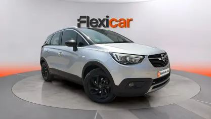 Usado Opel Crossland X Innovation 131 CV (96 kW) 2019 Gris SUV