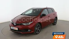 Rojo Usado 2017 Toyota Auris Hybrid Active Berlina | 15.599 € (Precio justo)