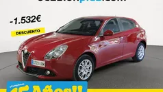 Rojo Usado 2019 Alfa Romeo Giulietta Super Utilitario | 13.790 € (Precio justo)
