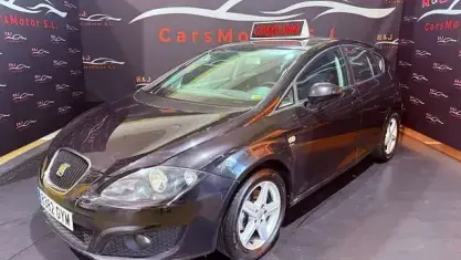 Usado Seat Leon Style 125 CV (91 kW) 2011 Negro Utilitario