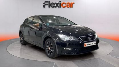 Usado Seat Leon Reference 110 CV (80 kW) 2017 Negro Berlina
