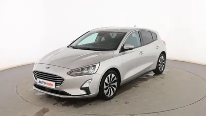 Usado Ford Focus Trend+ 120 CV (88 kW) 2019 Gris Berlina