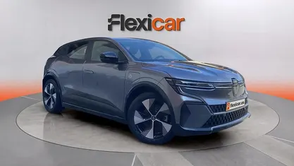 Usado Renault Megane E-Tech Equilibre 96 kW (131 CV) 2022 Gris Utilitario