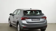 Gris Usado 2024 Skoda Fabia Selection Utilitario | 16.900 € (Precio justo)
