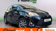 Negro Usado 2018 Toyota Yaris Active Utilitario | 11.690 € (Precio justo)