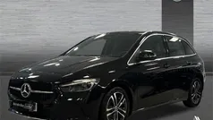 Negro noche Usado 2023 Mercedes B180 Monovolumen | 27.900 € (Precio justo)