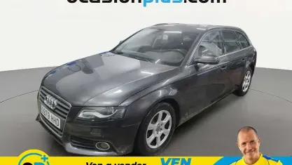 Usado Audi A4 143 CV (105 kW) 2011 Gris Familiar
