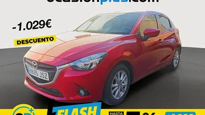 Usado Mazda 2 Style+ 90 CV (66 kW) 2016 Rojo Utilitario
