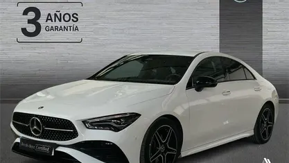 Usado Mercedes CLA220 AMG line 190 CV (139 kW) 2025 Berlina