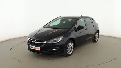 Usado Opel Astra Dynamic 150 CV (110 kW) 2019 Azul Berlina
