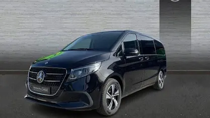 Usado 2025 Mercedes V250 Style Monovolumen | 73.583 € (Precio justo)