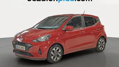Usado Hyundai i10 67 CV (49 kW) 2024 Rojo Utilitario