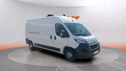 Usado Peugeot Boxer S 140 CV (102 kW) 2023 Blanco Van