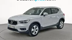 Gris plata Usado 2021 Volvo XC40 Momentum SUV | 22.747 € (Buen precio)