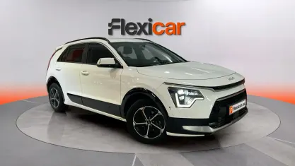 Usado Kia Niro 141 CV (103 kW) 2022 Blanco SUV