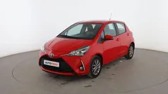 Rojo Usado 2019 Toyota Yaris Active Utilitario | 12.599 € (Precio justo)