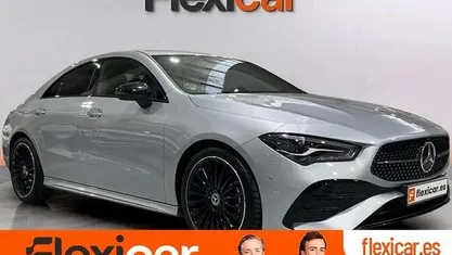 Gris Usado 2025 Mercedes CLA220 Berlina | 43.490 € (Precio justo)