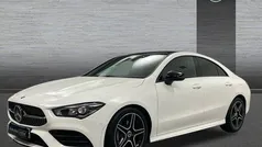 Blanco polar Usado 2020 Mercedes CLA180 AMG line Berlina | 30.800 € (Precio justo)