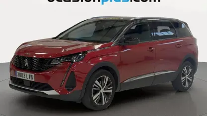 Usado Peugeot 5008 Allure 131 CV (96 kW) 2022 Rojo SUV