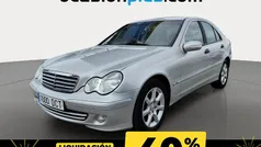 Usado 2004 Mercedes C180 Classic Berlina | 6150 € (Precio justo)