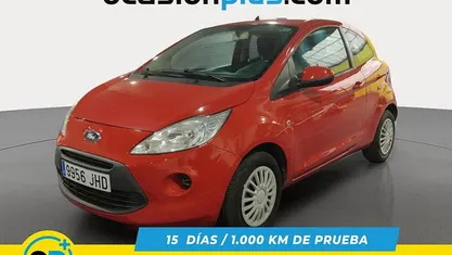 Usado Ford Ka Trend+ 69 CV (50 kW) 2015 Rojo Utilitario