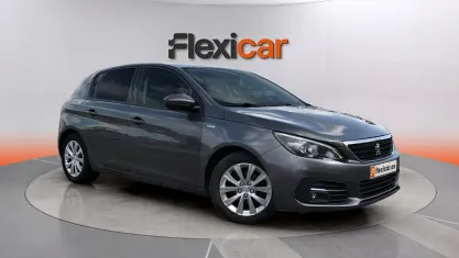 Usado Peugeot 308 Style 131 CV (96 kW) 2020 Gris Berlina