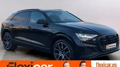 Usado Audi Q8 286 CV (210 kW) 2022 Negro SUV