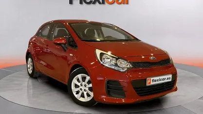 Usado 2016 Kia Rio Berlina | 7990 € (Buen precio)