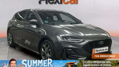 Usado Ford Focus ST-Line 155 CV (114 kW) 2024 Gris Berlina