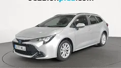Gris plata Usado 2023 Toyota Corolla Active Monovolumen | 23.023 € (Precio justo)