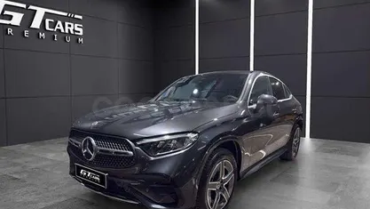 Usado Mercedes GLC300e AMG 333 CV (244 kW) 2025 Coupe
