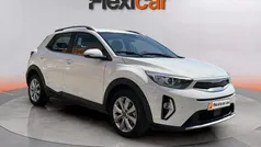 Blanco Usado 2022 Kia Stonic SUV | 14.990 € (Precio justo)