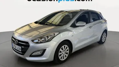 Käytetty Hyundai i30 101 HP (74 kW) 2016 Harmaa Viistoperä