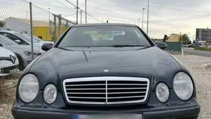 Usado Mercedes CLK200 163 CV (119 kW) 2004