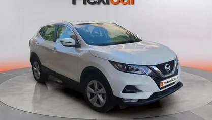 Usado Nissan Qashqai Acenta 140 CV (102 kW) 2021 Blanco SUV