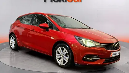 Burdeos Usado 2020 Opel Astra Business Elegance Familiar | 9590 € (Precio justo)