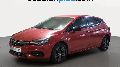 Usado Opel Astra S 110 CV (80 kW) 2020 Rojo Utilitario
