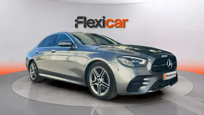 Usado Mercedes E200 160 CV (117 kW) 2021 Gris Berlina