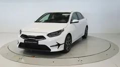 Blanco Usado 2023 Kia Ceed | 21.900 € (Precio justo)