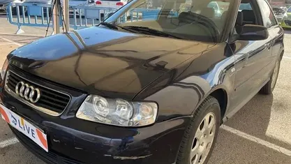 Usado Audi A3 Attraction 115 CV (84 kW) 2003 Azul Utilitario