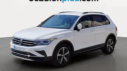 Usado VW Tiguan Life 150 CV (110 kW) 2021 Blanco SUV