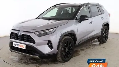 Käytetty Toyota RAV4 Hybrid Style 218 HP (160 kW) 2022 Harmaa Katumaasturi