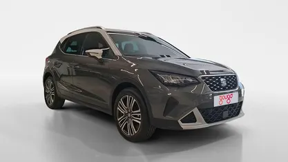 Blanco Usado 2025 Seat Arona Xperience SUV | 20.300 € (Precio justo)