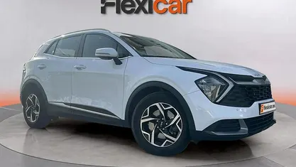 Usado Kia Sportage 136 CV (100 kW) 2023 Blanco SUV