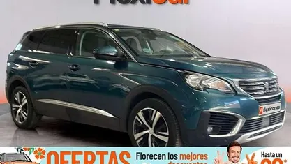 Usado Peugeot 5008 Allure 131 CV (96 kW) 2018 Verde SUV
