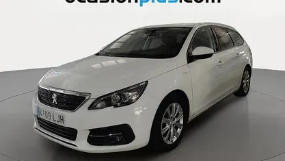 Usado Peugeot 308 SW Style 131 CV (96 kW) 2020 Blanco Familiar