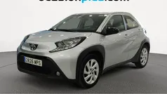Usado 2024 Toyota Aygo Play Utilitario | 14.000 € (Precio justo)