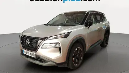 Usado Nissan X-Trail N-Connecta 213 CV (156 kW) 2025 Gris plata SUV